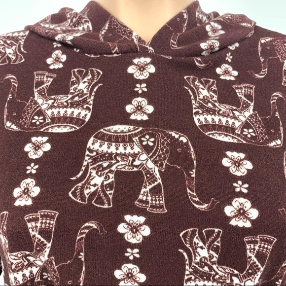 Joe B Elephant Print Lightweight Cropped Hoodie - Picture 4 of 7
